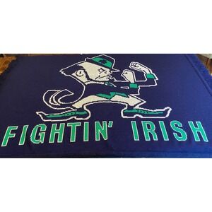 Vintage Notre Dame Fightin Irish Leprechaun Knit Fringe Throw Blanket Navy Green